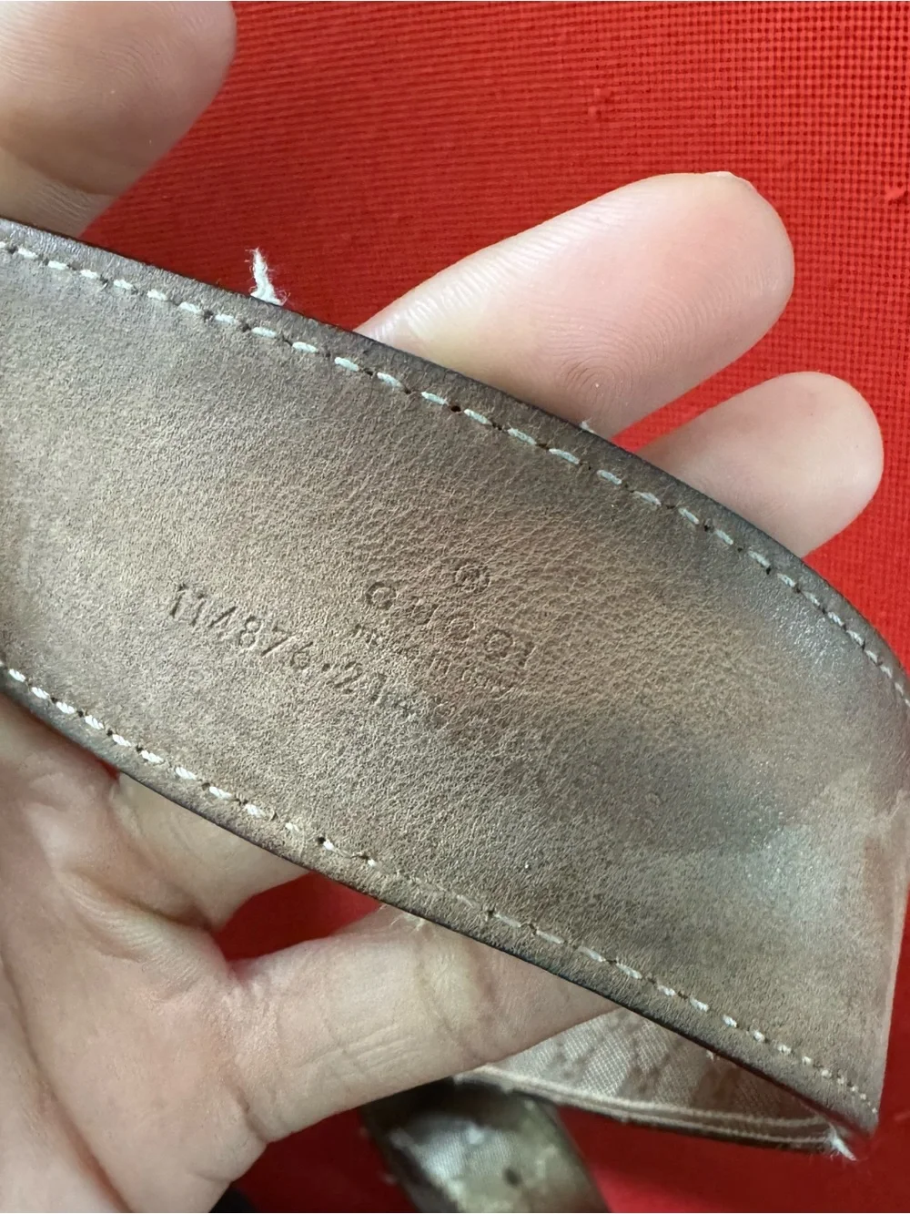 100% AUTH Gucci Metallic Gold GG Logo Leather Belt - Picture 4 of 4